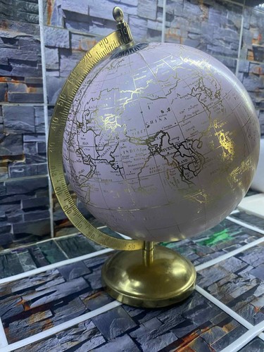 Globe terrestre décoratif - , –