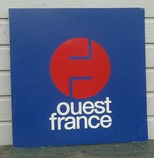 plaque publicitaire journal journaux Ouest France en tôle enseigne presse 80's