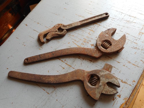 Ancien outils cle molette - outils,