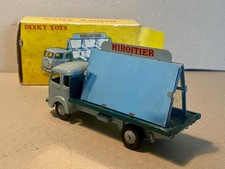 DINKY TOYS FRANCE. SIMCA CARGO MIROITIER   Ref: 33 + Boite abimée