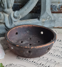 ANCIENNE PETITE FAISSELLE