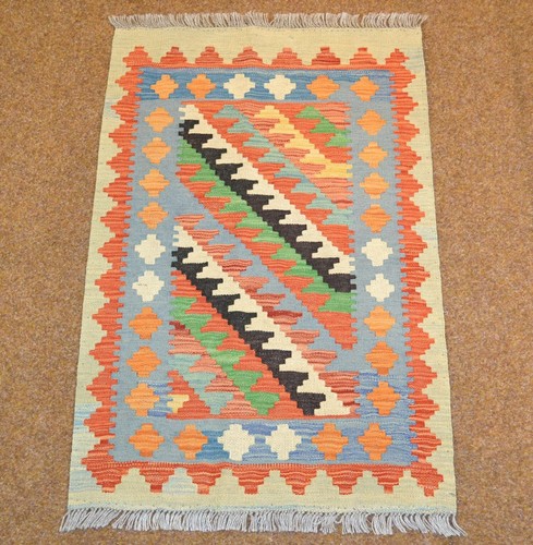 Tapis kilim oriental tissé - tissé, À