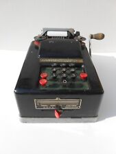 Ancienne machine à calculer et enregistrer - Monarch Broadway - new York City