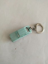 porte clés  auto miniature norev renault 16