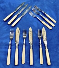 MENAGERE ANGLAISE EPOQUE VICTORIENNE SERVICE COUVERT A POISSON OS METAL DORE XIX