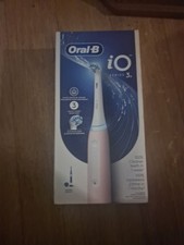Braun ORAL B iO Series 3s 