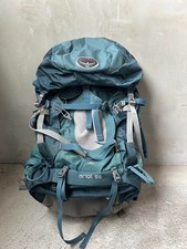 Sac à dos de randonnée Osprey Ariel 55 55L housse de pluie couleur bleu artic...