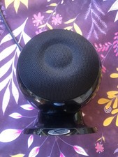 1 ENCEINTE CABASSE CINEOLE STREAM 3 NOIRE LAQUEE REF : ENC 1291 . BON ETAT .