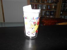 Verre Oui-Oui en avion, Amora.