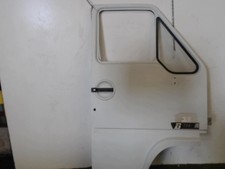 Porte avant droit RENAULT B70