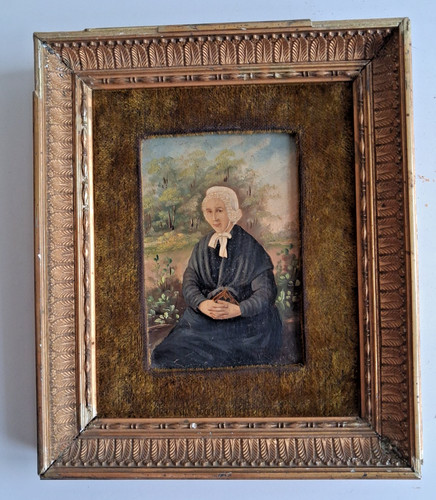 Petit portrait femme coiffe - , et