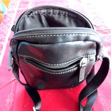 Sacoche pour  boules  pétanque - et + - NOIR- bandoukière  - réglable - 3 poches