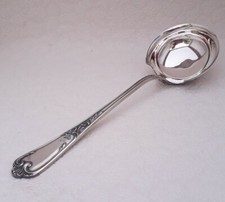 LOUCHE CRÈME ERCUIS LOUIS XV ROCAILLE 25CM   MÉTAL ARGENTÉ style Pompadour