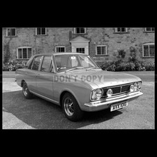 Photo A.037416 FORD CORTINA 1600 E 4-DOOR SALOON MK2 1969
