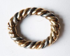 Coulant passant de collier en