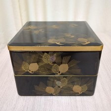 Ancienne boîte à plusieurs