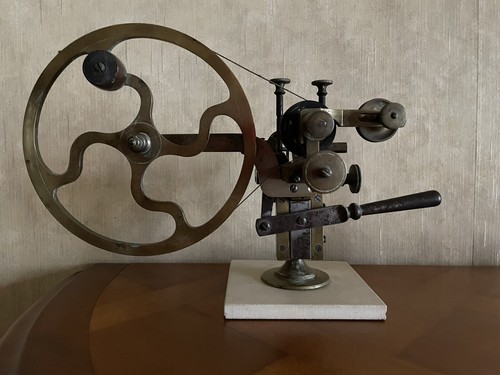 Tour horloger ancienne - tour, d’horloger