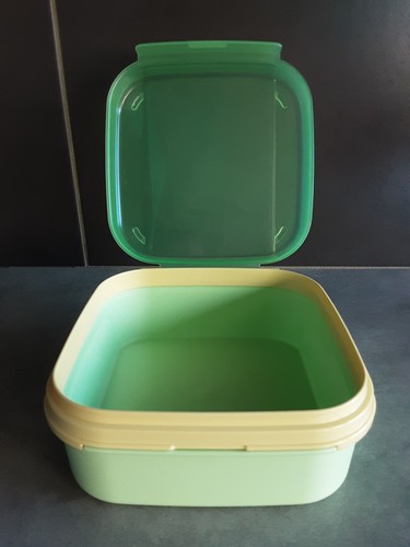 Boite carré tupperware - boite,