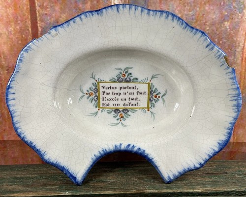 Plat barbe faïence - plat,