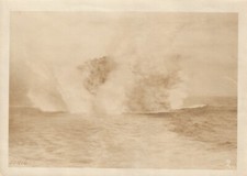 Photo May 1918 U.S. Destroyer has just dropped a depth bomb on a submarine ww1
