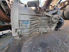 Boite Vitesse Maxity 110 KW ZF 6S 420V avec embrayage et volant moteur