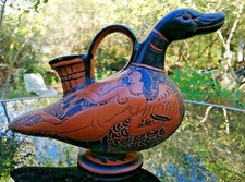 ancien pichet en céramique