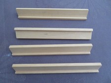 4 CHEVALETS EN BOIS POUR JEU