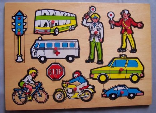 Puzzle bois encastrable - §,
