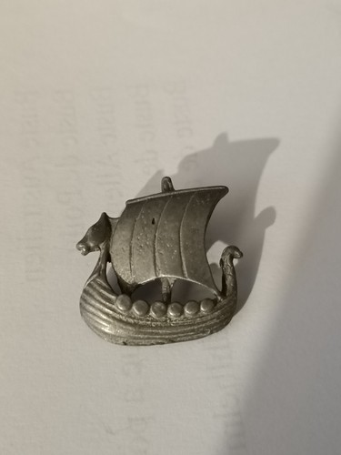 Pin drakkar 2 cm - pin's,