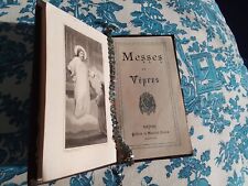 Petit livre de messe avec son