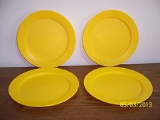 Tupperware STACKABLE PICNIC