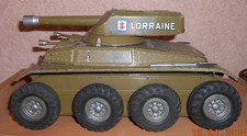 JOUSTRA TANK CHAR  en tôle   LORRAINE 8 roues