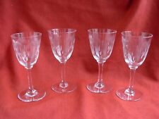 BACCARAT,MOLIERE,SERIE DE 4 VERRES A VIN EN CRISTAL TAILLE,EPOQUE DEBUT XX.