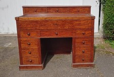 bureaux a gradins epoque  XIX noyer