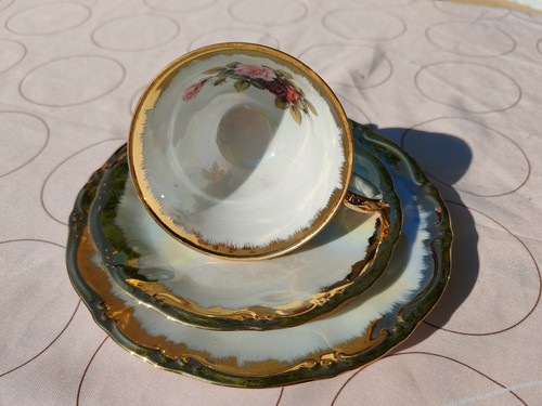 Magnifique trio porcelaine - , de