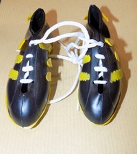 ANCIENNE PAIRE DE CHAUSSURES MINIATURE ADIDAS OBJET PROMOTIONNEL PUBLICITE