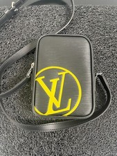 Sacoche Louis Vuitton Neuf Noir et Jaune (très rare)