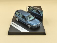 1/43 Renault Laguna Nevada Break Bleu 1996 Vitesse ref: 7711147465