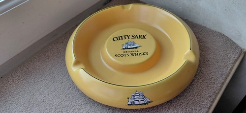 Beau cendrier rond - , cutty