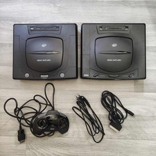 2 Console Saturn V1 et V2 testé fonctionnel