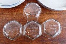 4 pots à yaourt YALACTA PYREX FRANCE, TBE