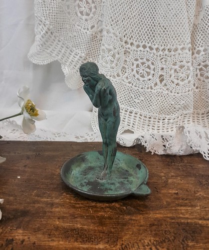 Frileuse par max verrier - la, le