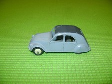 DINKY TOYS 24T CITROEN 2CV 3