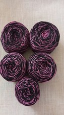 Lot de 5 Pelotes de Laine Fantaisie Rose et Noir (400g)