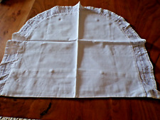 Taie d'oreiller ancienne demi lune ou housse de coussin avec volant brodé