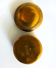 Boîte à poudre de riz en laiton vintage de la Maison Vibert Paris XIXe siècle