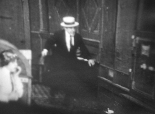 Charlot sauve paie - sauve, la