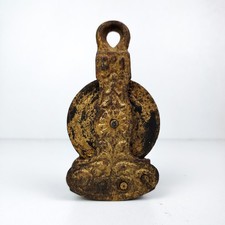 Ancienne poulie en fonte –