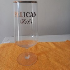 Ancien verre bière Pelican Pils