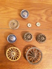 Lot roues train charrette - ,